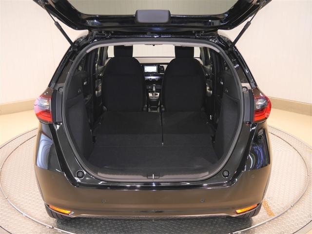 フィット ベーシック　衝突被害軽減システム　Ｒカメラ　ナビ　４ＷＤ　オートクルーズコントロール　メモリーナビ　アイドリングストップ　ＥＴＣ車載器　横滑り防止　スマートキー　盗難防止システム（10枚目）