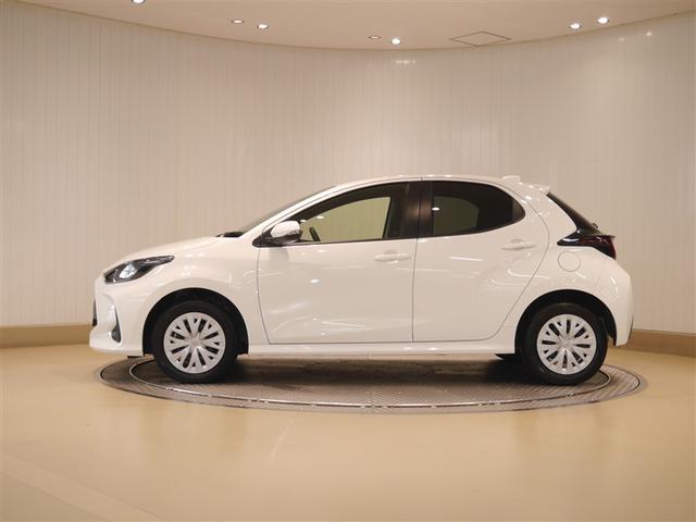 ヤリス ハイブリッドX サイドエアバッグ 盗難防止 VSC クルコン 4WD アイドリングストップ ETC スマートキー 寒冷地仕様 ナビ オートエアコン ミュージックプレイヤー接続可 メモリーナビ キーレス エアバッグ(2枚目)