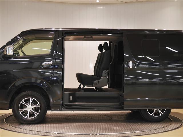 ハイエースバン ロングスーパーGL ダブルエアコン LEDヘッド 運転席エアバッグ ドラレコ イモビライザー オートエアコン フルセグテレビ フルタイム4WD メモリナビ 寒冷地仕様車 パワーステアリング スマ-トキー ETC車載器(10枚目)