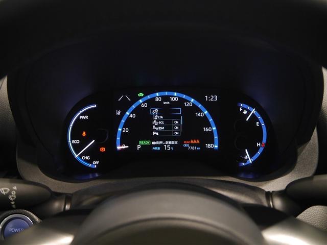 ヤリスクロス ハイブリッドＺ　クルーズＣ　横滑防止装置　リアカメラ　ＬＥＤライト　盗難防止装置　電動シート　ＡＷ　キーレス　寒冷地仕様　スマートキー　ＡＢＳ　４ＷＤ　ＡＣ１００Ｖ　ミュージックプレイヤー接続可　エアバッグ　エアコン（7枚目）