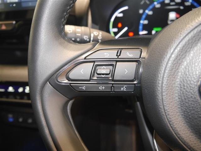 ヤリスクロス ハイブリッドＺ　クルーズＣ　横滑防止装置　リアカメラ　ＬＥＤライト　盗難防止装置　電動シート　ＡＷ　キーレス　寒冷地仕様　スマートキー　ＡＢＳ　４ＷＤ　ＡＣ１００Ｖ　ミュージックプレイヤー接続可　エアバッグ　エアコン（19枚目）