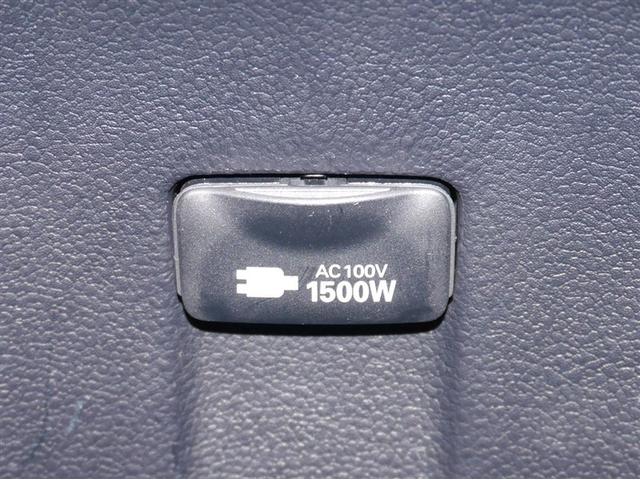 プリウス Ａプレミアム　ツーリングセレクション　横滑り防止機能　皮シート　運転席パワーシート　エアコン　パワーウィンドウ　ナビ＆ＴＶ　アイドリングストップ　ＬＥＤライト　盗難防止装置　スマートキー＆プッシュスタート　キーレス　ＥＴＣ　アルミホイール（28枚目）