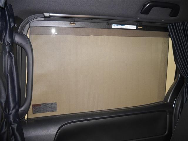 ノア Ｓｉ　フルタイム４ＷＤ　ナビ＆ＴＶ　両側オートスライドドア　リアクーラー　ＬＥＤヘッドライト　スマートキー　クルーズコントロール　フルセグ　ＥＳＣ　フルフラット　寒冷地仕様車　３列シート　ＥＴＣ車載器（11枚目）