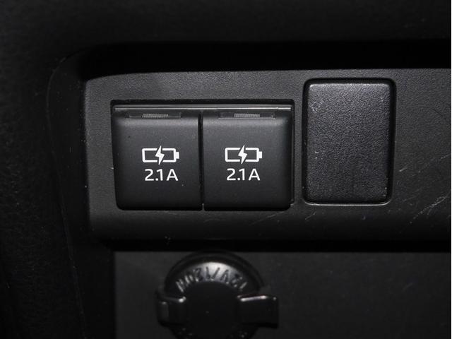 ノア Ｓｉ　フルタイム４ＷＤ　ナビ＆ＴＶ　両側オートスライドドア　リアクーラー　ＬＥＤヘッドライト　スマートキー　クルーズコントロール　フルセグ　ＥＳＣ　フルフラット　寒冷地仕様車　３列シート　ＥＴＣ車載器（27枚目）