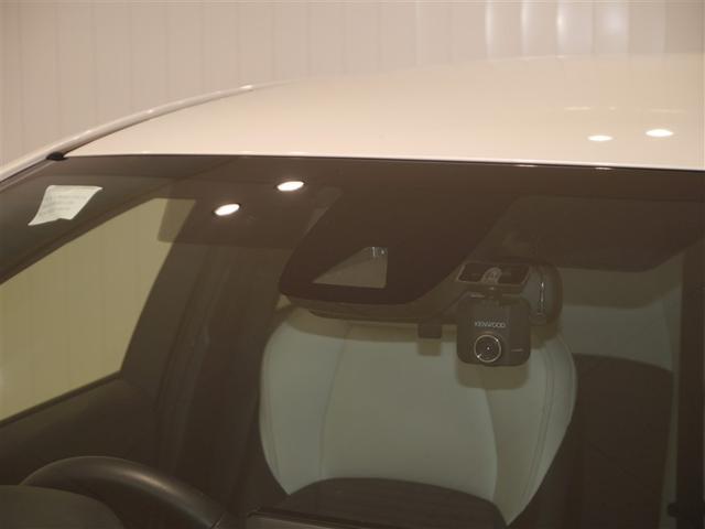 カローラツーリング ハイブリッド　ダブルバイビー　追突軽減ブレーキ　バックモニタ　横滑防止　スマキー　ＬＥＤライト　ＡＣ１００Ｖ　Ａストップ　デュアルエアバッグ　エアコン　寒冷地仕様　オートクルーズ　サイドエアバッグ　ＥＴＣ付　ナビ　ＰＳ　キーフリー（33枚目）