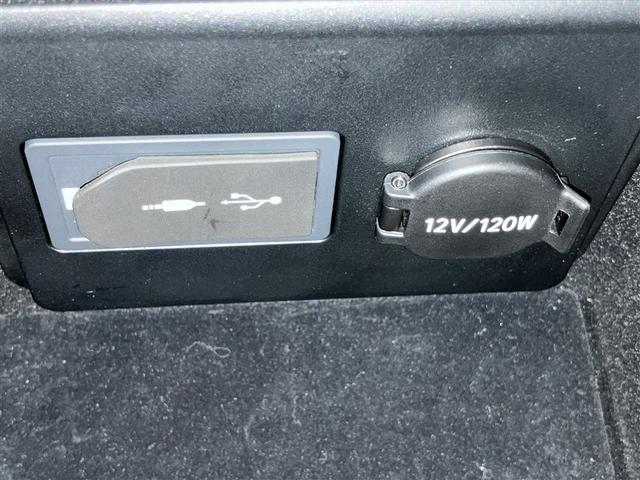 �c�b�P�Q�u�^�P�O�`�i����d�͂P�Q�O�v�j�����̓d�C���i���g�p����Ƃ��̓d���Ƃ��Ă��g�����������B