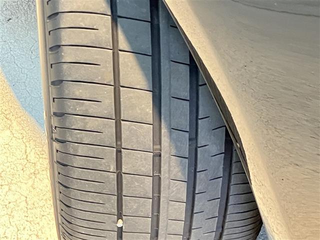 �^�C���̑��ʂɂ́A�����N�����󂳂�Ă��镨������܂��B��������Ɗm�F���܂��傤��