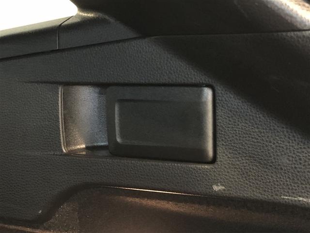 カローラツーリング ダブルバイビー　リアカメラ　横滑り防止　盗難防止　キーフリ－　整備記録簿　ＥＴＣ付　ＡＢＳ　ＬＥＤライト　パワステ　パワーウィンドウ　アルミ　寒冷地仕様　メディアプレイヤー接続　ドライブレコーダー付　クルコン　ナビ（32枚目）