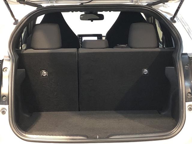 ヤリス Ｘ　ブレーキサポート　バックモニター　ナビ　横滑防止装置　寒冷地仕様　パワーウィンドウ　パワーステアリング　盗難防止　マニュアルエアコン　クルーズコントロール　ＥＴＣ付　キーレス　４ＷＤ　ＡＢＳ（32枚目）