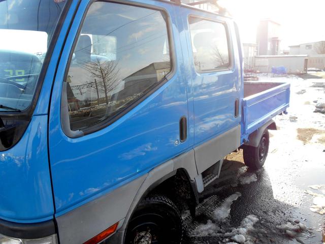 4WD 2.8ディーゼルWキャブロング新品ダイナモ 6人乗り(2枚目)