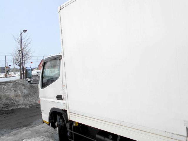キャンター 　４ＷＤ　３．０ＤＴ　オートマ　箱車　積載量１．４５ｔ　バックカメラ（9枚目）