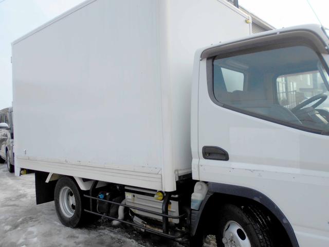 キャンター 　４ＷＤ　３．０ＤＴ　オートマ　箱車　積載量１．４５ｔ　バックカメラ（22枚目）