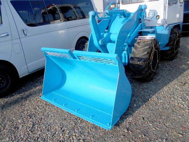 日本 　４ＷＤ　ＷＳ２１０　タイヤショベル　４本タイヤチェーン　ホイールローダー　カサ増しバケット（2枚目）