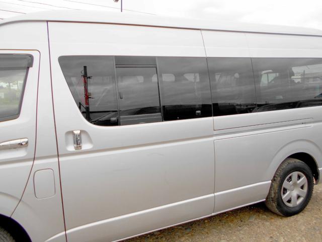 ハイエースバン ＳロングＤＸ　４ＷＤ　２．５ＤＴ　Ｓロング　スポイラー　ＬＥＤヘッド＆フォグ　１００Ｖ電源　１オーナー車　タイミングベルト交換済　エンジンスターター（5枚目）
