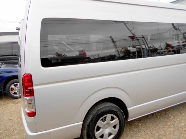 ハイエースバン ＳロングＤＸ　４ＷＤ　２．５ＤＴ　Ｓロング　スポイラー　ＬＥＤヘッド＆フォグ　１００Ｖ電源　１オーナー車　タイミングベルト交換済　エンジンスターター（15枚目）