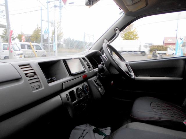 ハイエースバン ＳロングＤＸ　４ＷＤ　２．５ＤＴ　Ｓロング　スポイラー　ＬＥＤヘッド＆フォグ　１００Ｖ電源　１オーナー車　タイミングベルト交換済　エンジンスターター（26枚目）