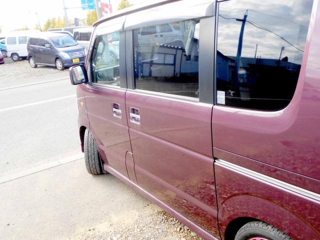 エブリイワゴン ＰＺターボ　４ＷＤ　６６０ＰＺターボ　電動パワースライド　タイミングベルトチェーン　ナビ　エンジンスターター（8枚目）