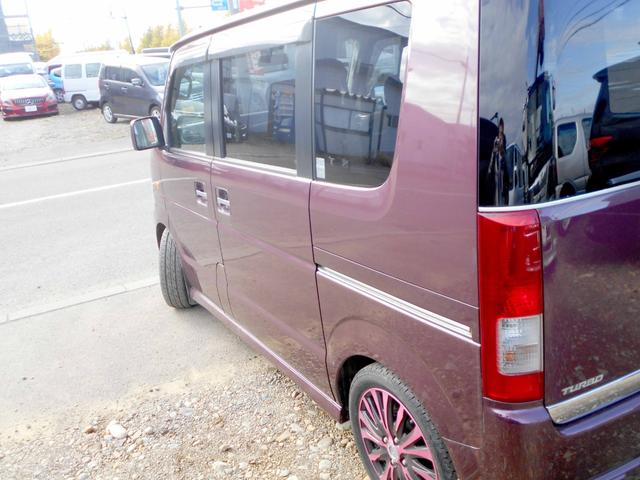 エブリイワゴン ＰＺターボ　４ＷＤ　６６０ＰＺターボ　電動パワースライド　タイミングベルトチェーン　ナビ　エンジンスターター（9枚目）