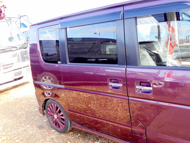 エブリイワゴン ＰＺターボ　４ＷＤ　６６０ＰＺターボ　電動パワースライド　タイミングベルトチェーン　ナビ　エンジンスターター（16枚目）