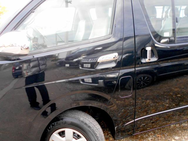 ハイエースワゴン DX 4WD 4型バットフェイス&テール スポイラー LEDヘッドライト&フォグ リアヒーター&クーラー 走行85000キロ 10人乗り(5枚目)