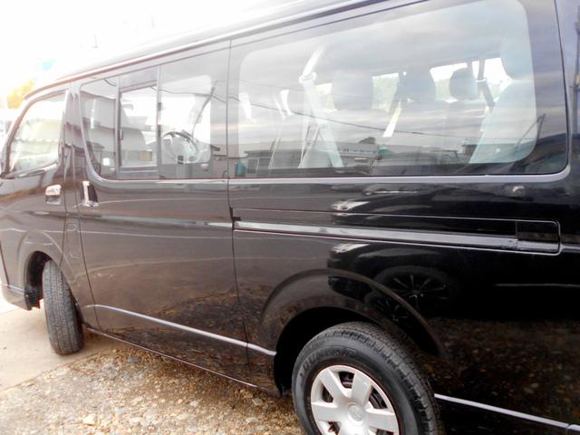 ハイエースワゴン DX 4WD 4型バットフェイス&テール スポイラー LEDヘッドライト&フォグ リアヒーター&クーラー 走行85000キロ 10人乗り(10枚目)