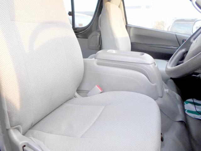 ハイエースワゴン DX 4WD 4型バットフェイス&テール スポイラー LEDヘッドライト&フォグ リアヒーター&クーラー 走行85000キロ 10人乗り(31枚目)