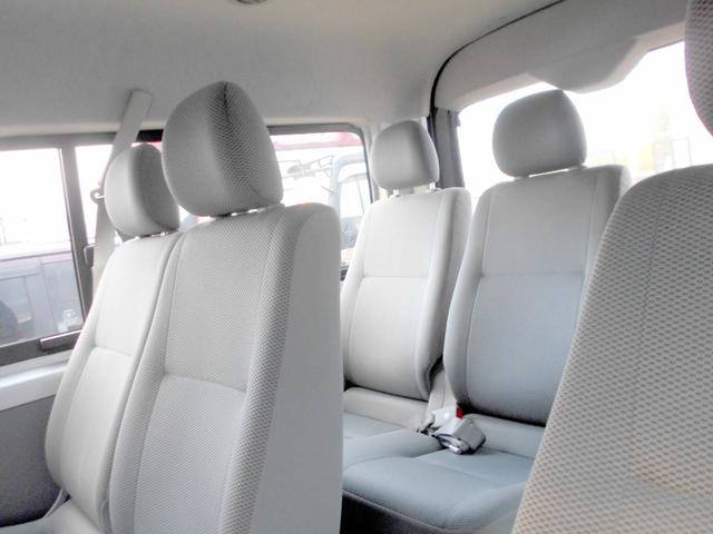 ハイエースワゴン DX 4WD 4型バットフェイス&テール スポイラー LEDヘッドライト&フォグ リアヒーター&クーラー 走行85000キロ 10人乗り(38枚目)