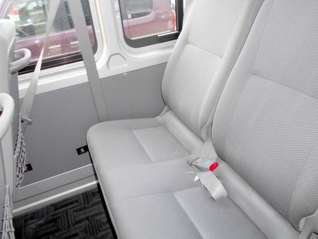 ハイエースワゴン DX 4WD 4型バットフェイス&テール スポイラー LEDヘッドライト&フォグ リアヒーター&クーラー 走行85000キロ 10人乗り(44枚目)