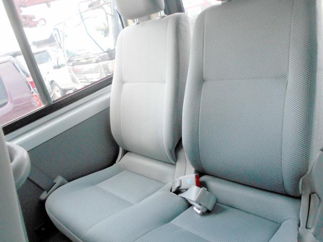 ハイエースワゴン DX 4WD 4型バットフェイス&テール スポイラー LEDヘッドライト&フォグ リアヒーター&クーラー 走行85000キロ 10人乗り(45枚目)