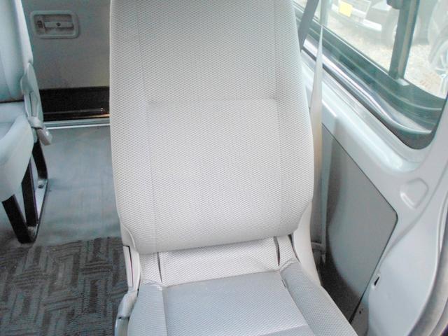 ハイエースワゴン DX 4WD 4型バットフェイス&テール スポイラー LEDヘッドライト&フォグ リアヒーター&クーラー 走行85000キロ 10人乗り(47枚目)