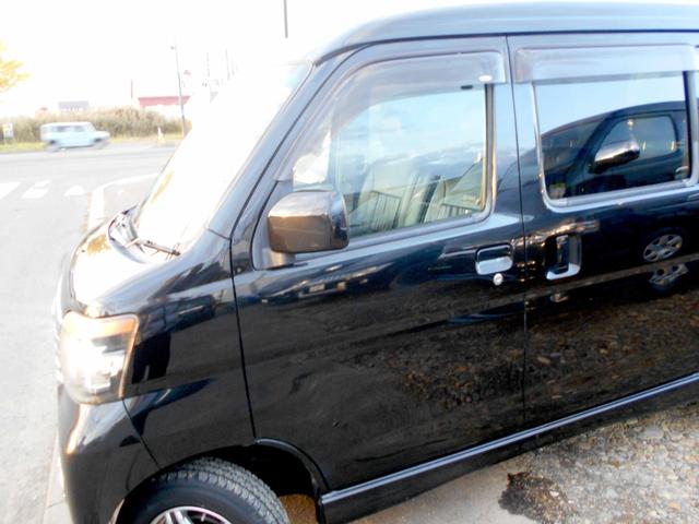 アトレーワゴン カスタムターボＲＳ　両側スライド　黒革調シートカバー　タイミングベルトチェーン　リアスポ　ＨＩＤ　夏冬タイヤ付（3枚目）