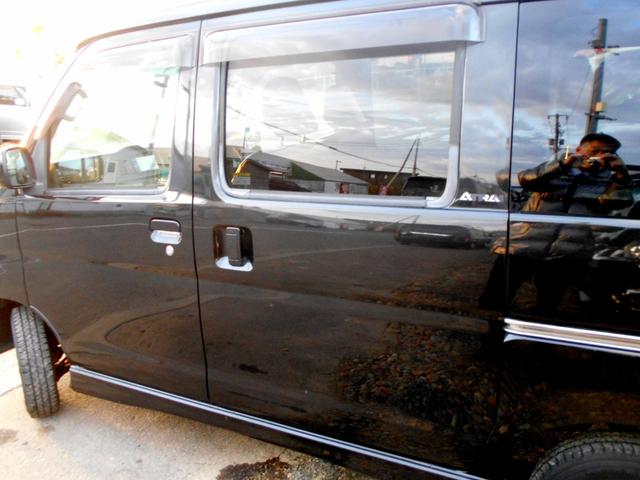 アトレーワゴン カスタムターボＲＳ　両側スライド　黒革調シートカバー　タイミングベルトチェーン　リアスポ　ＨＩＤ　夏冬タイヤ付（8枚目）