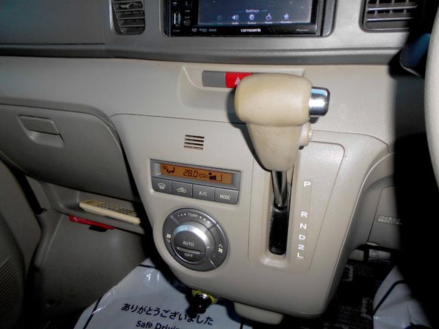 アトレーワゴン カスタムターボＲＳ　両側スライド　黒革調シートカバー　タイミングベルトチェーン　リアスポ　ＨＩＤ　夏冬タイヤ付（39枚目）