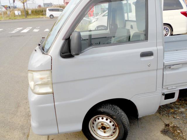 ピクシストラック スペシャルエアコン・パワステバージョン　４ＷＤ　６６０スペシャル　エアコン　オートマ　修復歴無し　走行７４０００　新品ダイナモ　オルタネーター搭載（3枚目）