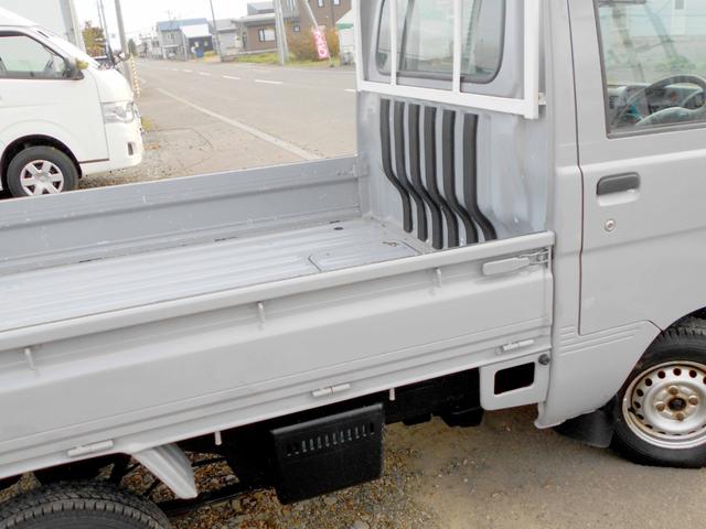 ピクシストラック スペシャルエアコン・パワステバージョン　４ＷＤ　６６０スペシャル　エアコン　オートマ　修復歴無し　走行７４０００　新品ダイナモ　オルタネーター搭載（15枚目）