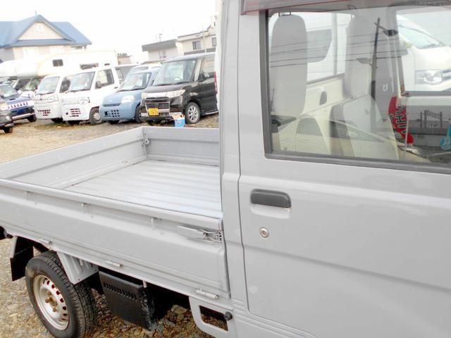 ピクシストラック スペシャルエアコン・パワステバージョン　４ＷＤ　６６０スペシャル　エアコン　オートマ　修復歴無し　走行７４０００　新品ダイナモ　オルタネーター搭載（17枚目）