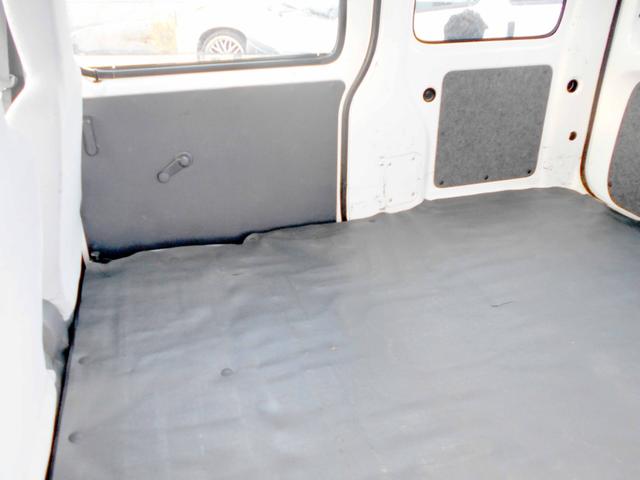 ハイゼットカーゴ スペシャル　４ＷＤ　６６０スペシャル　両側スライド　修復歴無し　走行６８０００キロ　ハイルーフ（29枚目）