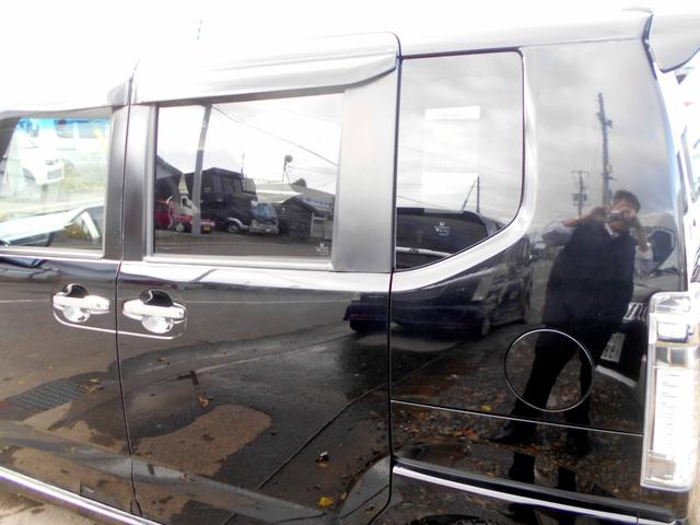 Ｎ－ＢＯＸカスタム Ｇ・Ｌパッケージ　電動パワースライド　スマートキー　プッシュスタート　エンジンスターター　ＥＴＣ　ナビ＆バックカメラ　走行７８０００キロ　タイミングベルトチェーン　リアスポ　ＨＩＤ（8枚目）