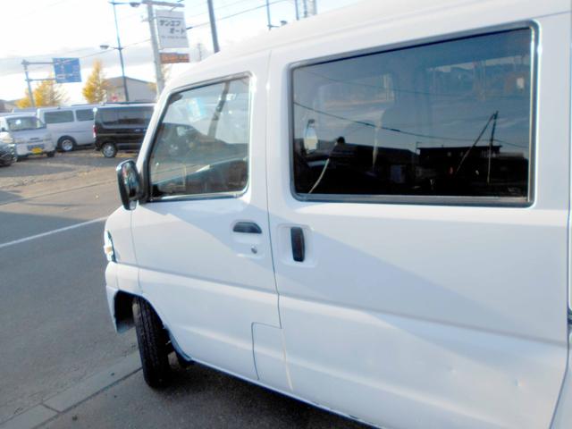 ミニキャブバン ＣＳ　切替式４ＷＤ　６６０ＣＳ　両側スライド　走行６００００キロ　夏冬タイヤ付（6枚目）