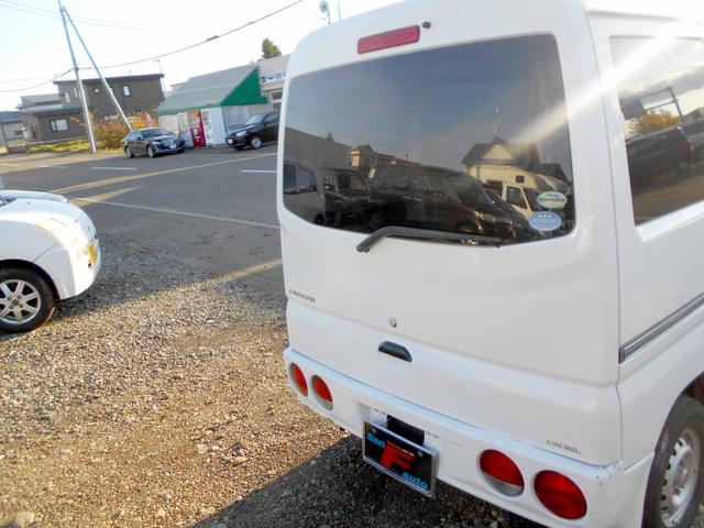 ミニキャブバン ＣＳ　切替式４ＷＤ　６６０ＣＳ　両側スライド　走行６００００キロ　夏冬タイヤ付（11枚目）