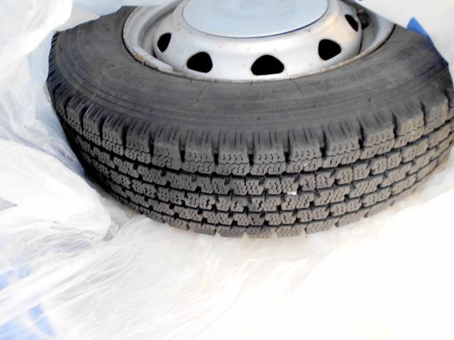 ミニキャブバン ＣＳ　切替式４ＷＤ　６６０ＣＳ　両側スライド　走行６００００キロ　夏冬タイヤ付（29枚目）