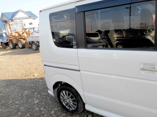 エブリイワゴン ＰＺターボスペシャル　４ＷＤ　６６０ＰＺターボスペシャル　両側電動パワースライド　修復歴無し　走行７８０００キロ　リアヒーター　タイミングベルトチェーン　ＨＩＤ（13枚目）