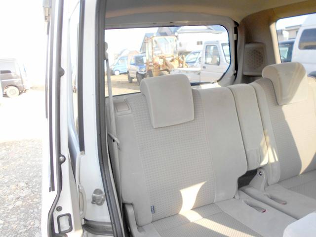 エブリイワゴン ＰＺターボスペシャル　４ＷＤ　６６０ＰＺターボスペシャル　両側電動パワースライド　修復歴無し　走行７８０００キロ　リアヒーター　タイミングベルトチェーン　ＨＩＤ（24枚目）