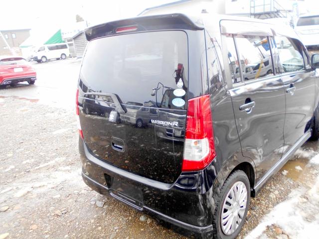 ワゴンＲ リミテッド　４ＷＤ　６６０リミテッド　スマートキー　プッシュスタート　走行６００００キロ　ＨＩＤ　バックカメラ（10枚目）
