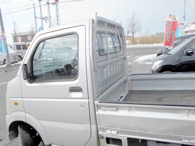 キャリイトラック ＫＣエアコン・パワステ　４ＷＤ　６６０ＫＣ　パワステ　エアコン付　３方開　走行３８０００キロ（4枚目）