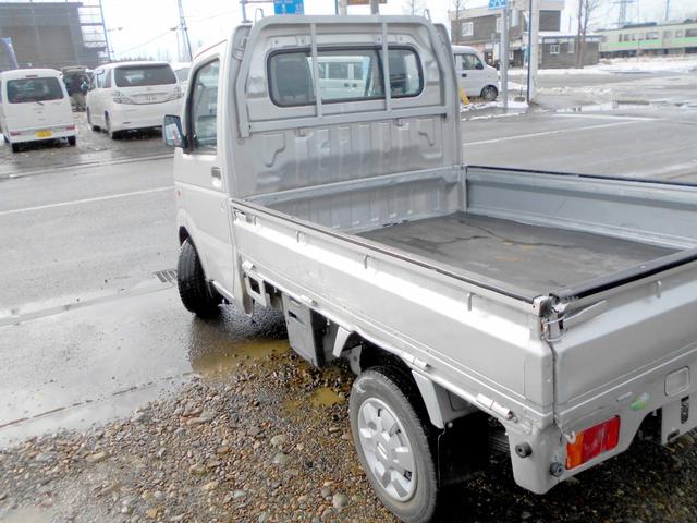 キャリイトラック ＫＣエアコン・パワステ　４ＷＤ　６６０ＫＣ　パワステ　エアコン付　３方開　走行３８０００キロ（7枚目）