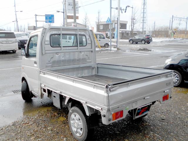 キャリイトラック ＫＣエアコン・パワステ　４ＷＤ　６６０ＫＣ　パワステ　エアコン付　３方開　走行３８０００キロ（9枚目）