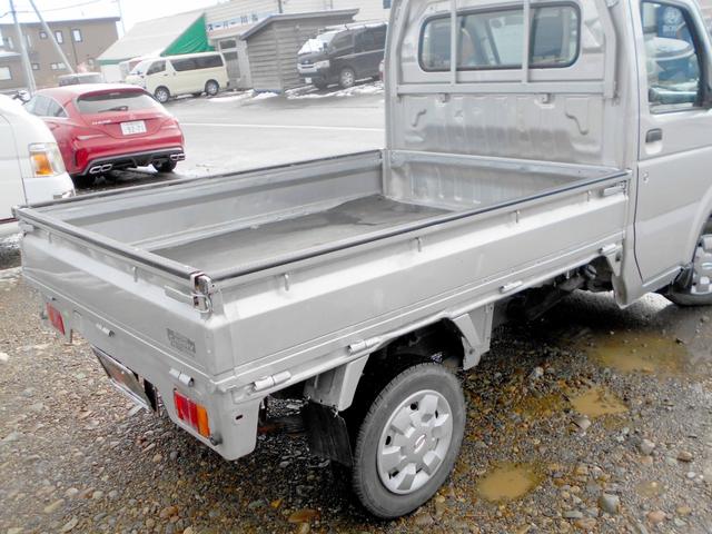 キャリイトラック ＫＣエアコン・パワステ　４ＷＤ　６６０ＫＣ　パワステ　エアコン付　３方開　走行３８０００キロ（13枚目）