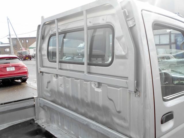 キャリイトラック ＫＣエアコン・パワステ　４ＷＤ　６６０ＫＣ　パワステ　エアコン付　３方開　走行３８０００キロ（17枚目）