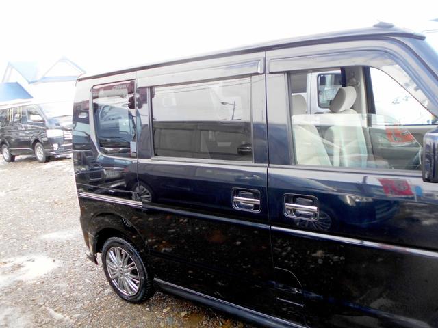 スクラムワゴン ＰＺターボ　スペシャルパッケージ　４ＷＤ　６６０ＰＺターボスペシャル　両側電動パワースライド　修復歴無し　エンジンスターター　新品タービン搭載　ＨＩＤ　ナビ　リアヒーター　後期型（19枚目）